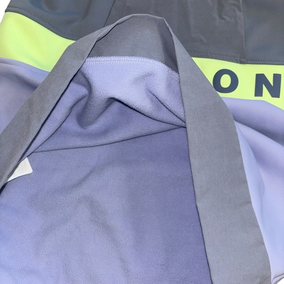 Burton Crown Weatherproof Purple Gray Neon Women’s XS performance pullover - Picture 3 of 14